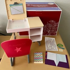 American Girl Truly Me Retired Flip Top Desk for Dolls- in great used condition